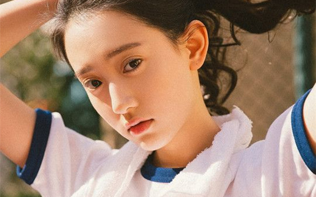 如何让女生主动找你聊天