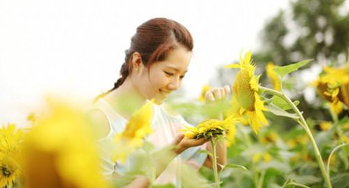 平常和女孩子聊天的技巧和话题