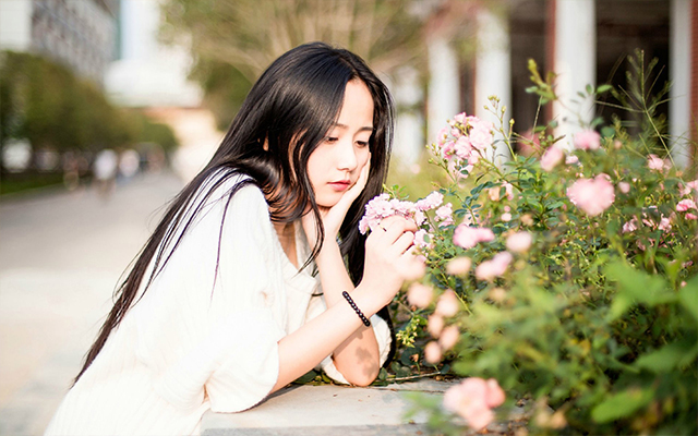 女生说刚洗完澡，女孩洗完澡该什么回复
