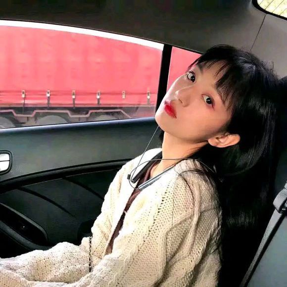 如何让女生倒追你？看看别人的聊天记录吧