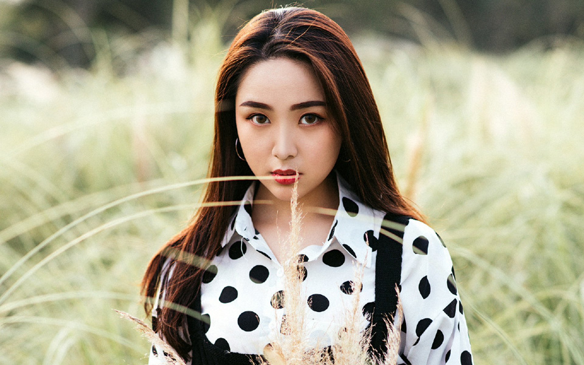 微信聊天时女人巧用这三种表现，能让暗恋的男人喜欢你