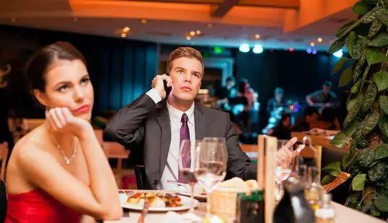 “你又把天聊死”如何一次性解决聊天冷场问题2