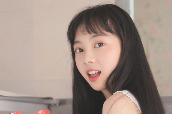 和女朋友睡前聊的话题