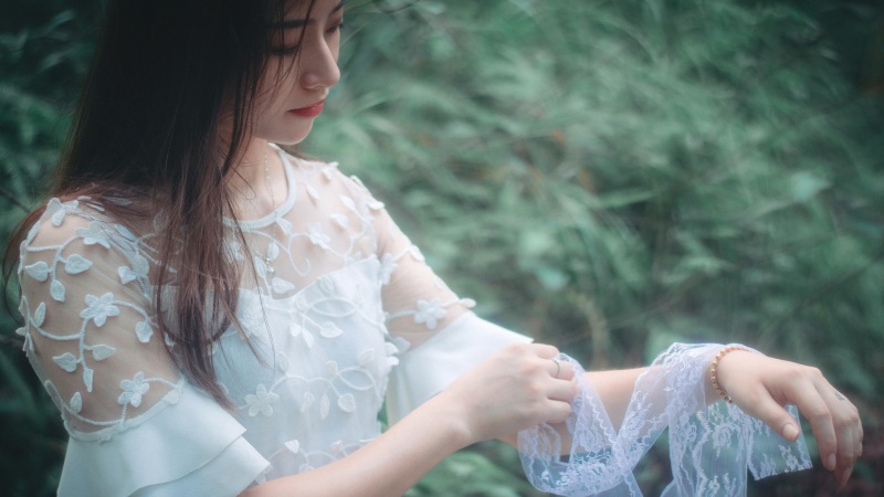 女生喜欢一个男生，会有哪些表现？