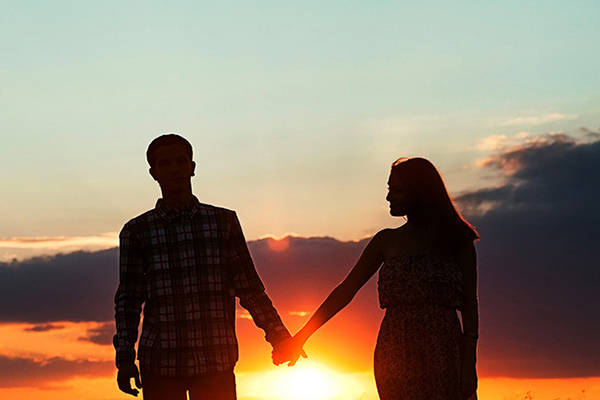 男人爱你的真心表现