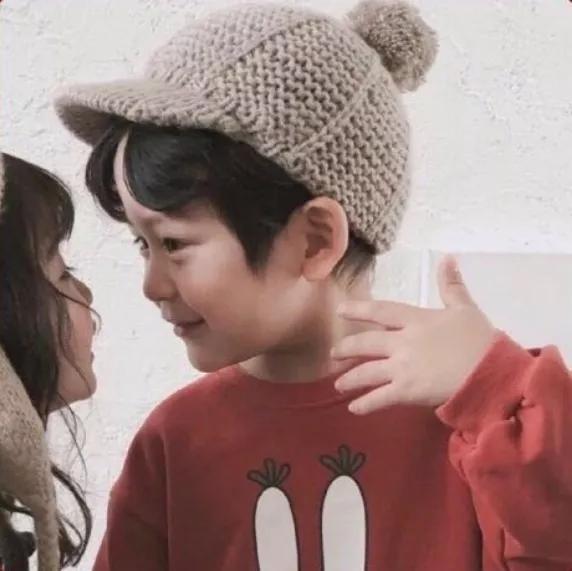 这些情侣日常超甜！单身慎入