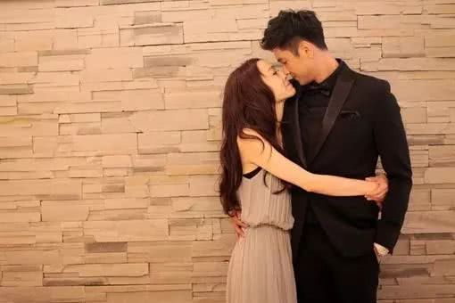 撩中年女人最暖心的肉麻情话，撩得她小鹿乱撞