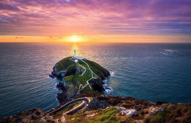 适合发朋友圈的早安经典语录，满满正能量，激励你不断前进！