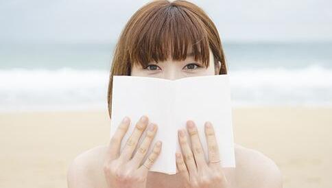 一个女孩子喜欢你会有什么表现?从聊天中能看出来第1张