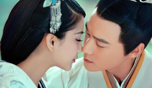 最让女生感动的情话（哄女生开心）