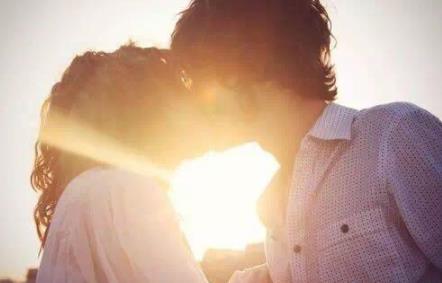 怎么会喜欢这个男人？