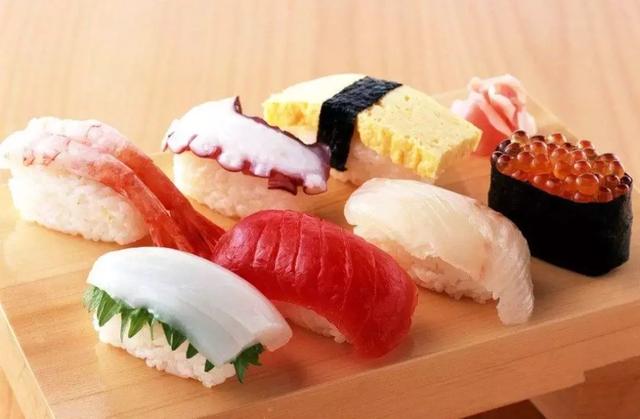 第一次约会吃什么才能俘获小姐姐的心？