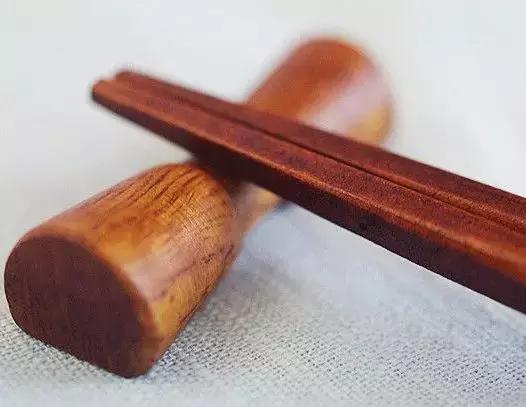 第一次约会吃什么才能俘获小姐姐的心？