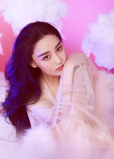 和女人相亲的聊天技巧，三个话题让你侃侃而谈，女人爱上和你聊天