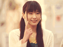 让女生积极和你聊天的3个技巧